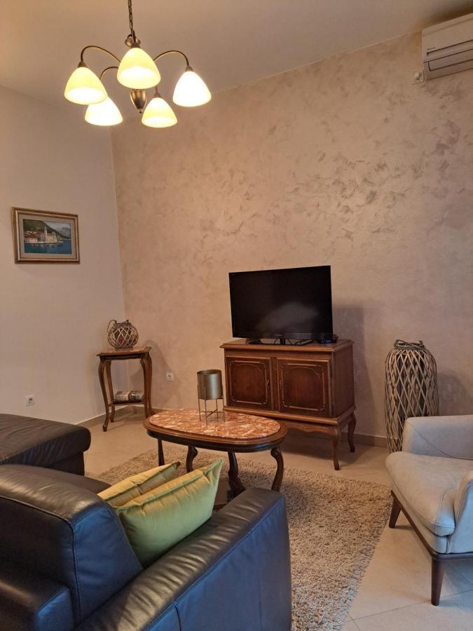 Apartment Benvenuti Kotor Eksteriør bilde